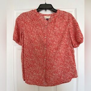 Universal Thread red floral button down top